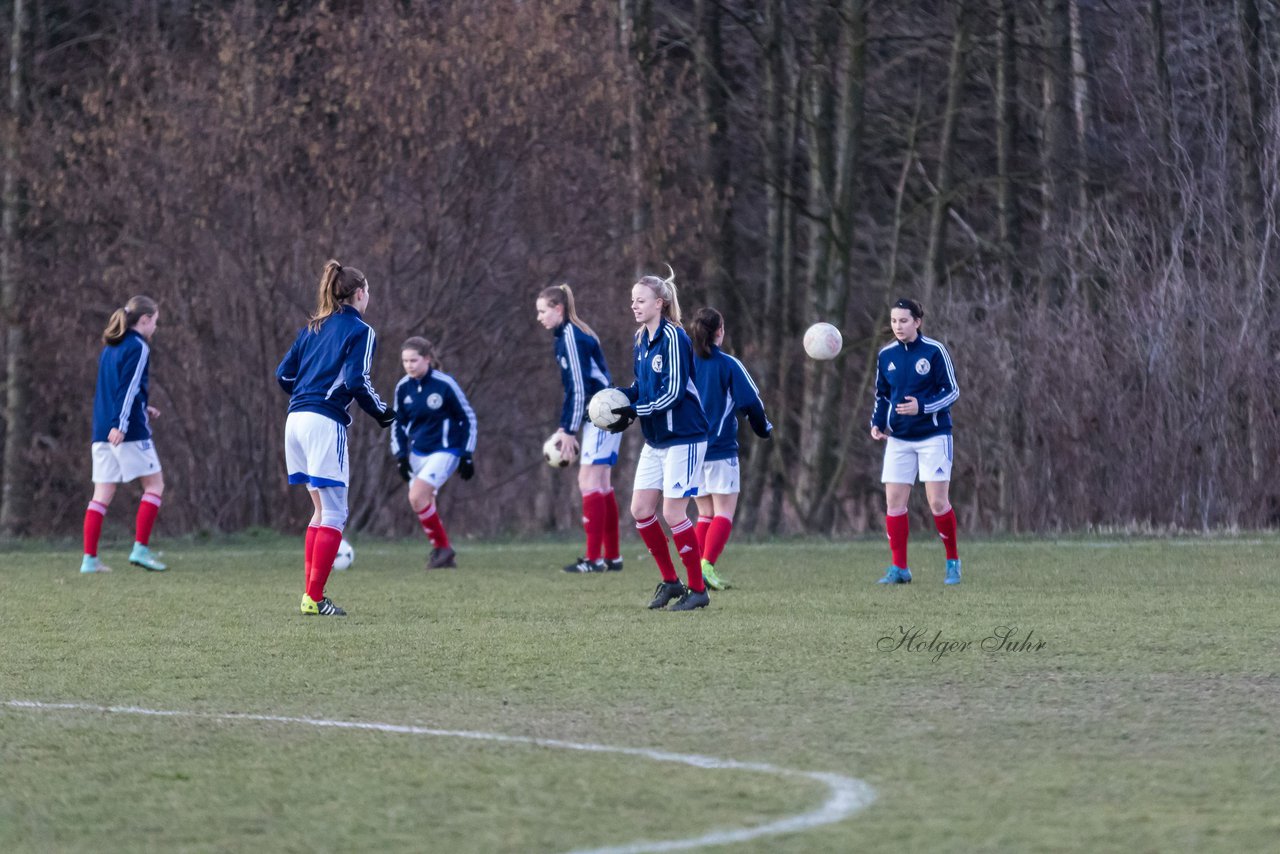 Bild 68 - wBJ Krummesser SV - Holstein Kiel : Ergebnis: 0:3